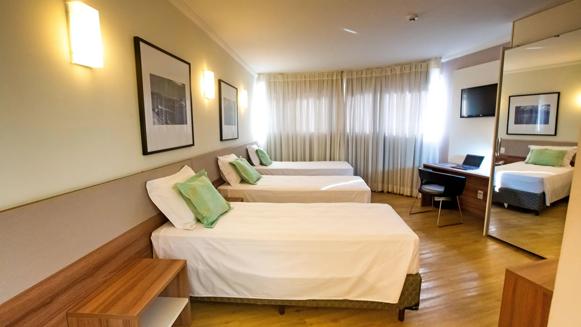 ****  Iate Hotel Centro Florianopolis Brazil